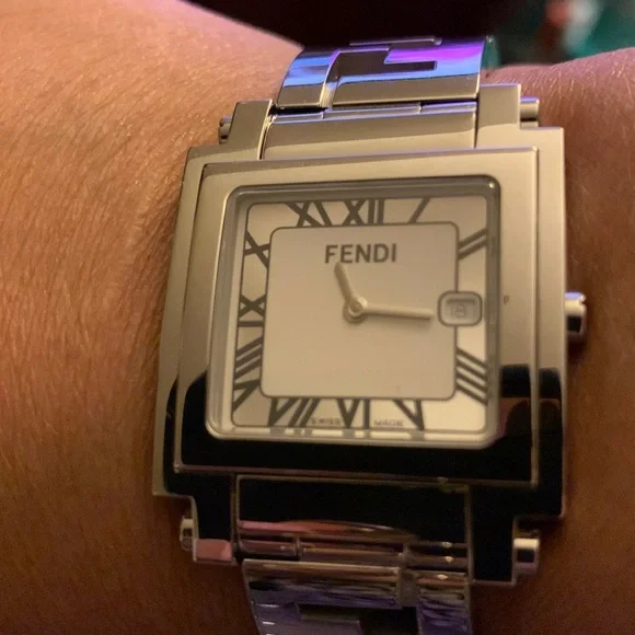Authentic FENDI Quadro Ladies Watch Ladies Fendi Orologi Watch | eBay main image 3